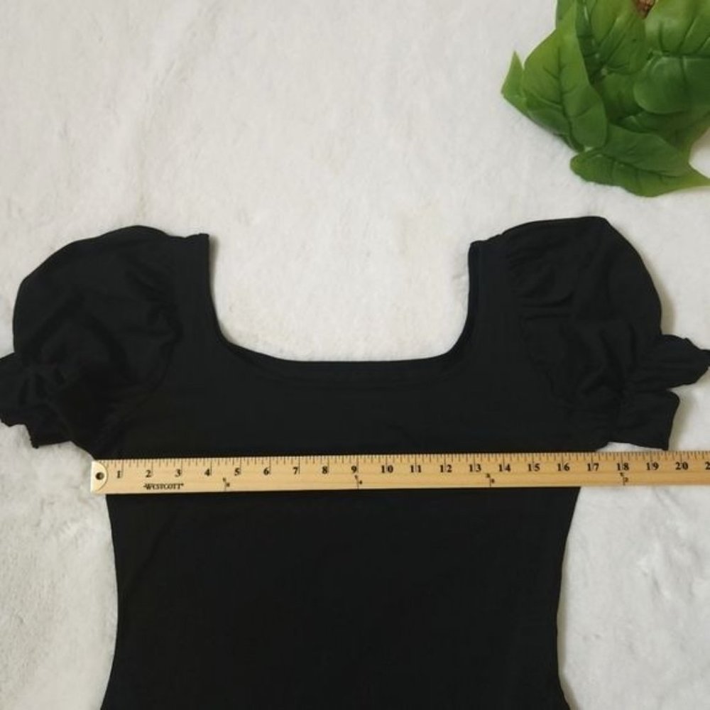 Bodysuit Flaunt Your Curves in This Sexy & Stylish Puff Sleeve ! - Picture 10 of 14
